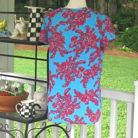 Lilly Pulitzer Michele Rhode Island Reef Searulean top shirt Medium pullover - Picture 5 of 5